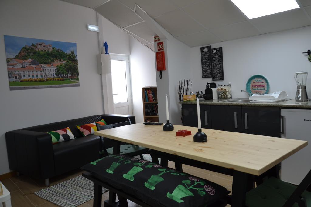 Casa Do Ti Luis Ξενοδοχείο Λεϊρία Εξωτερικό φωτογραφία